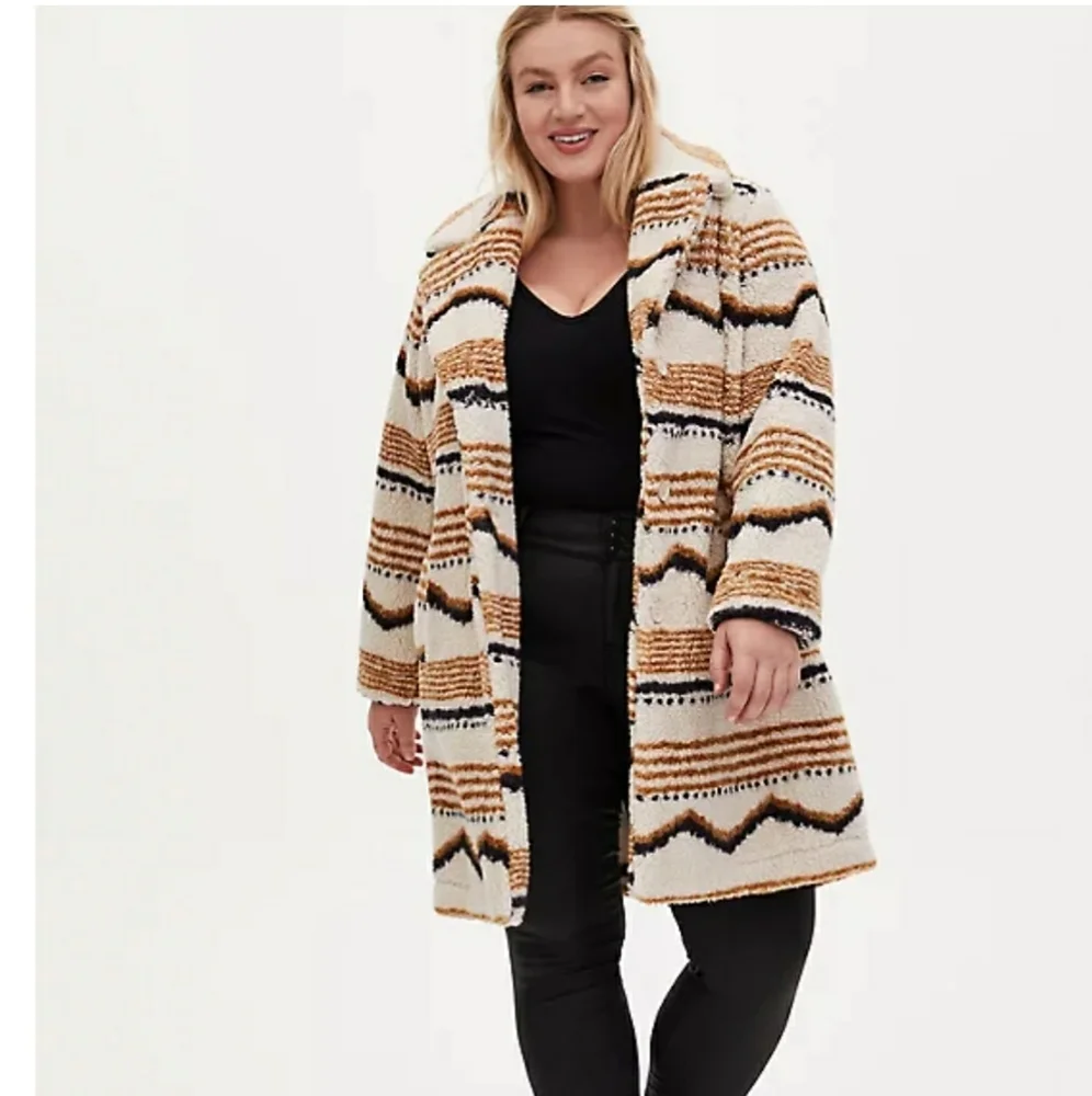 TORRID IVORY IKAT FAUX FUR JACKET - Picture 1 of 5